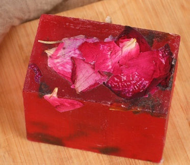 Handmade Floral Soap with Essential Oils – Natural Skin Cleanser & Gift Idea