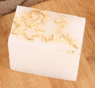 Handmade Floral Soap with Essential Oils – Natural Skin Cleanser & Gift Idea