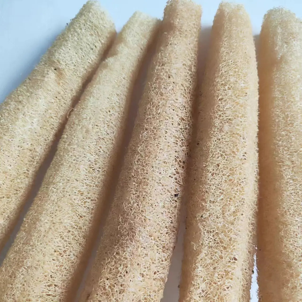 Natural Loofah Body Scrubber – Eco-Friendly Bath & Shower Sponge